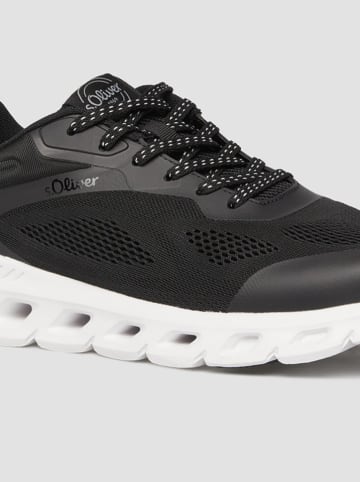 s.Oliver Sneakersy w kolorze czarnym