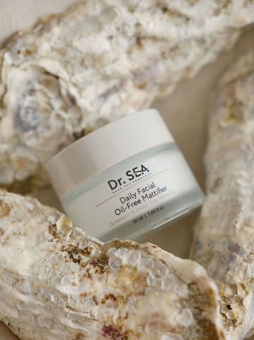 DR. SEA Olejek do twarzy "Free Mattifier - Dunaliella & Dead Sea Minerals" - 50 ml