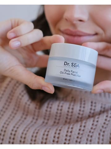 DR. SEA Gesichtsöl "Free Mattifier - Dunaliella & Dead Sea Minerals", 50 ml