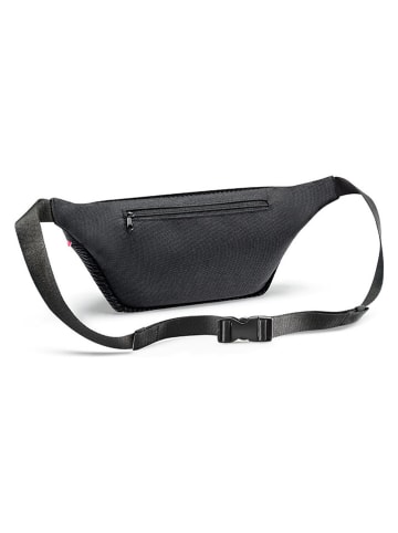 Reisenthel Brustbeutel in Schwarz - (B)30 x (H)15 x (T)10,5 cm