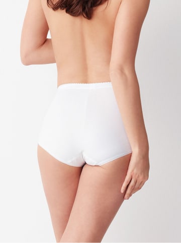 COTONELLA Pełne figi high waist w kolorze białym