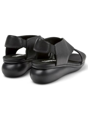 Camper Leder-Keilsandaletten in Schwarz