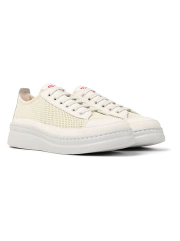 Camper Sneakers "Runner Up" in Creme