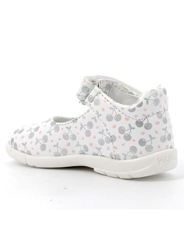 Primigi Ballerinas in Weiß