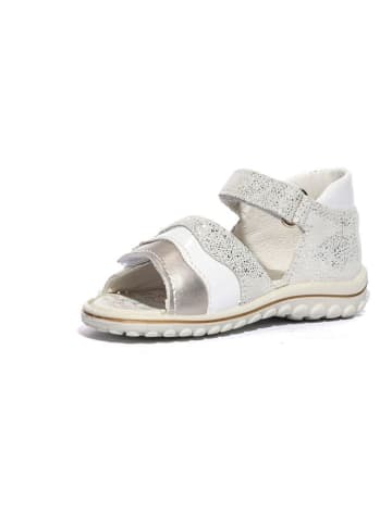 Primigi Leder-Sandalen in Creme