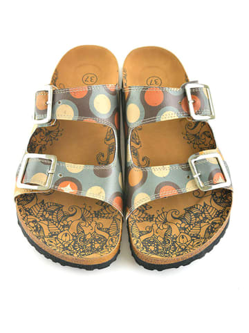 Calceo Klapki ze wzorem