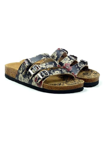 Calceo Klapki ze wzorem