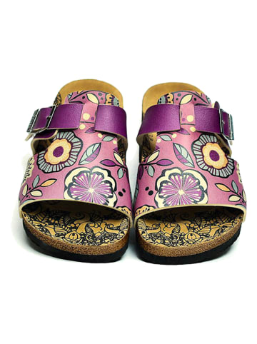 Calceo Klapki w kolorze fioletowym ze wzorem