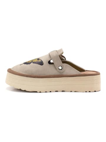 Calceo Clogs in Beige