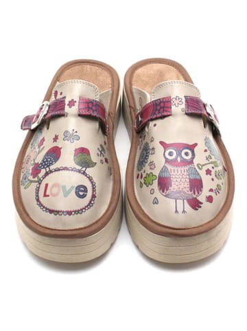 Calceo Clogs in Beige