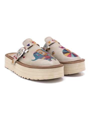 Calceo Clogs in Beige