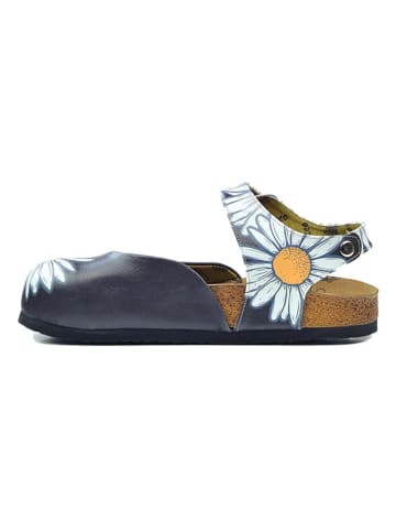 Calceo Półsandały w kolorze granatowym ze wzorem