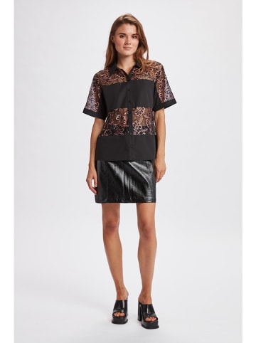 NÜMPH Hemd in Schwarz