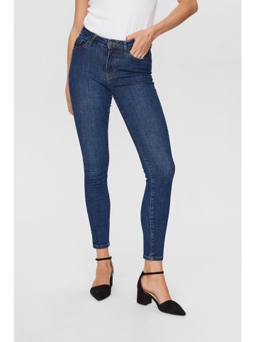 NÜMPH Dżinsy - Skinny fit - w kolorze granatowym