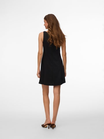 Vero Moda Sukienka w kolorze czarnym