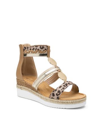 Foreverfolie Sandały w kolorze jasnobrązowym na koturnie