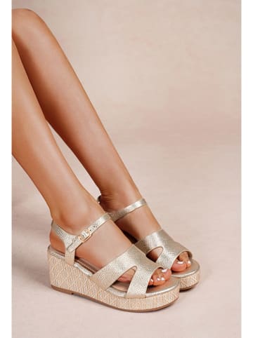 Foreverfolie Keilsandaletten in Gold