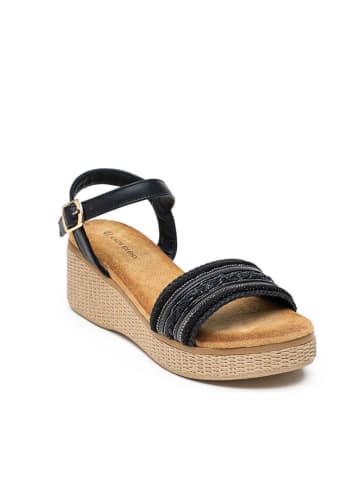 Foreverfolie Sandały w kolorze czarnym na koturnie