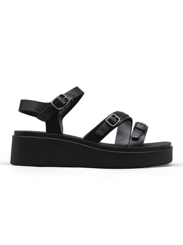 C'M Keilsandaletten in Schwarz