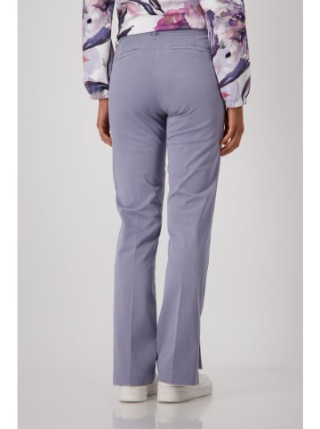 monari Chino in Lila