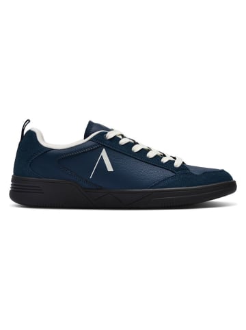 ARKK Copenhagen Sneakersy "Visuklass" w kolorze granatowym