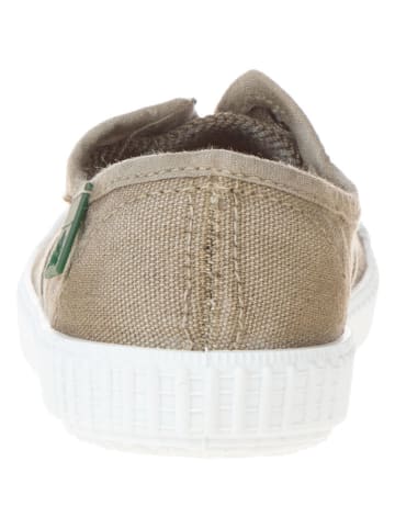 El Naturalista Sneakers in Hellbraun