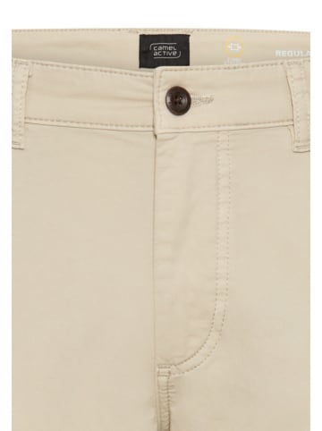 Camel Active Spodnie chino - Regular fit - w kolorze beżowym