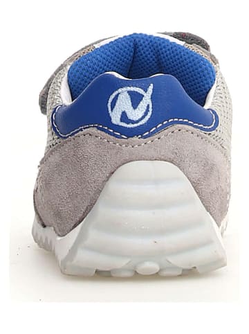 Naturino Skórzane sneakersy "Sammy 2" w kolorze szarym