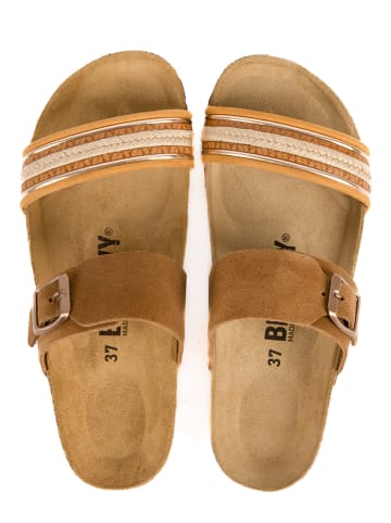 billowy Skórzane klapki w kolorze jasnobrązowym