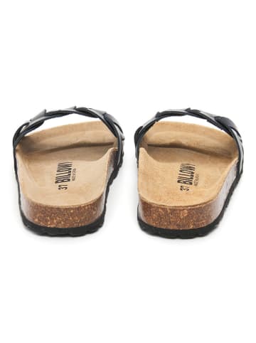 billowy Leder-Pantoletten in Schwarz