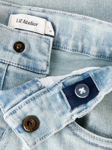 Lil Atelier Dżinsy "Frances" - Comfort fit - w kolorze błękitnym