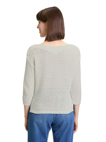 Betty Barclay Sweter w kolorze kremowym