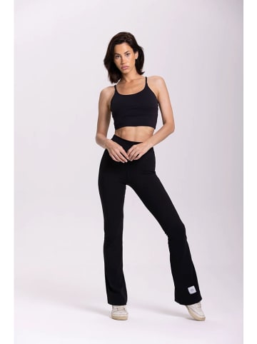 Onamaste Trainingsleggings "Flair Jess" in Schwarz