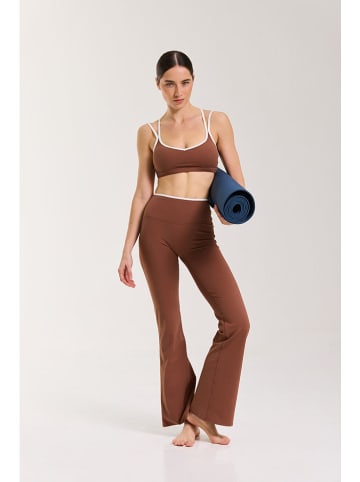 Onamaste Legginsy sportowe "Flair Yska" w kolorze jasnobrązowym