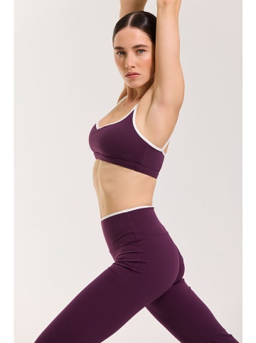 Onamaste Legginsy sportowe "Flair Yska" w kolorze ciemnofioletowym