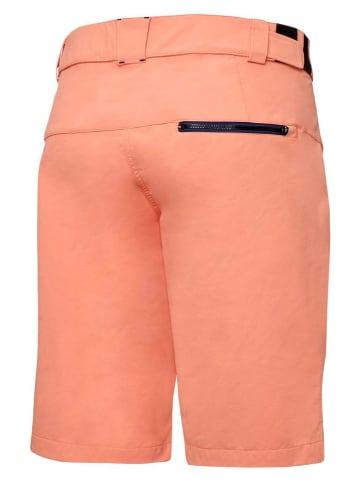 Protective Bermudy funkcyjne "New Toy" w kolorze brzoskwiniowym