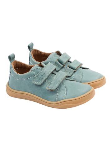 POM POM Leder-Sneakers in Hellblau