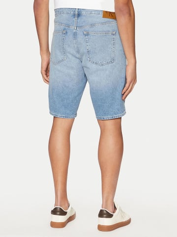Calvin Klein Szorty dżinsowe w kolorze błękitnym
