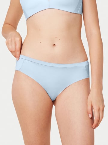 Triumph Slip "Soft Touch" in Hellblau