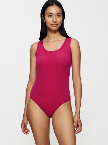 Triumph Body "Beauty Layers" in Beere