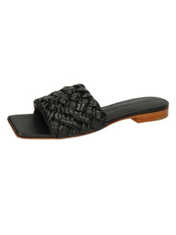 MELVIN & HAMILTON Leren slippers "Eglantine 1" zwart