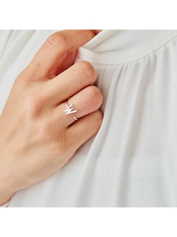 Design Letters Zilveren ring "W"