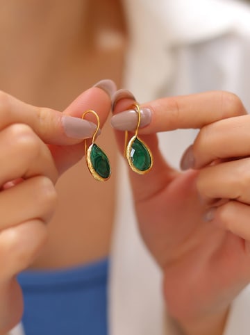 Pierres delicates Vergulde oorhangers met edelstenen