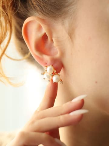 Pierres delicates Vergulde oorstekers met parels en edelstenen