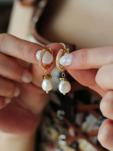 Pierres delicates Vergold. Creolen mit Perlen