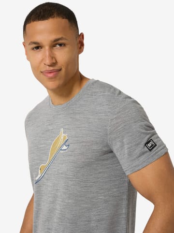 super.natural Trainingsshirt "Duck Dive" grijs