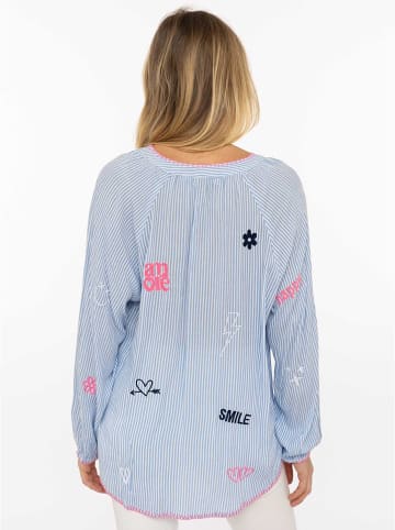 Zwillingsherz Bluzka "Smile & Amore" w kolorze błękitnym