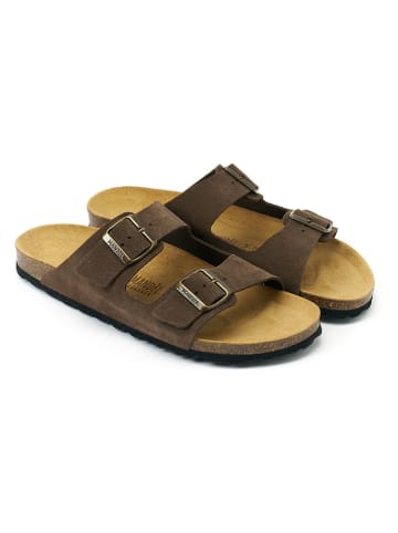 Mandel Leren slippers "Alberto" bruin