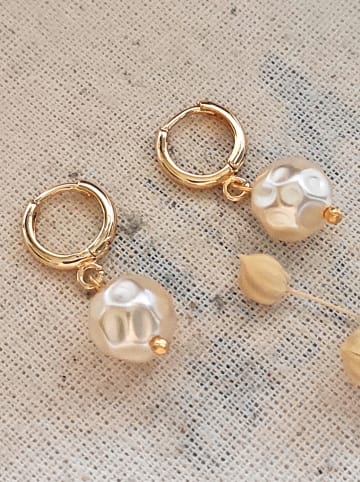 atelier MIU Vergold. Creolen mit Perlen