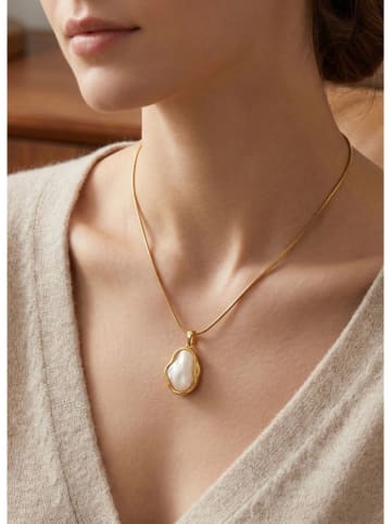 atelier MIU Vergulde ketting met hanger en parel - (L)43 cm